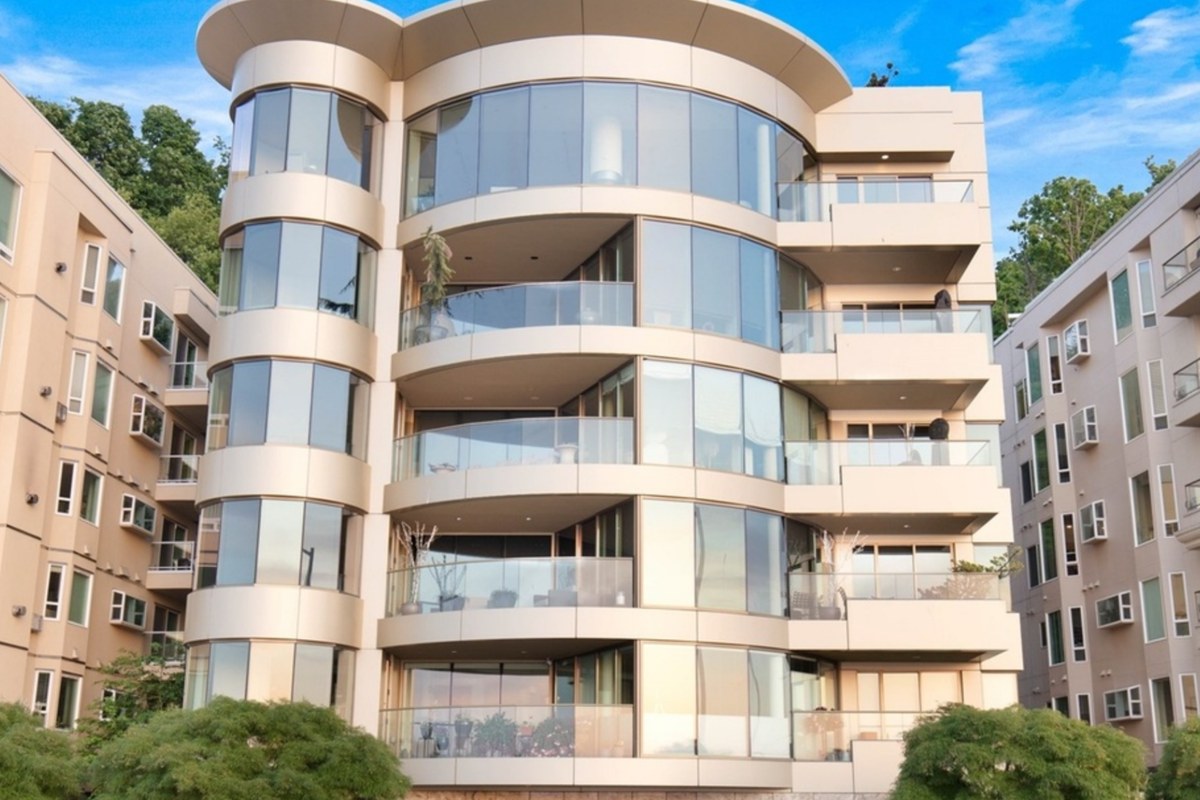 1200 Alki Ultra-Luxury Condos West Seattle
