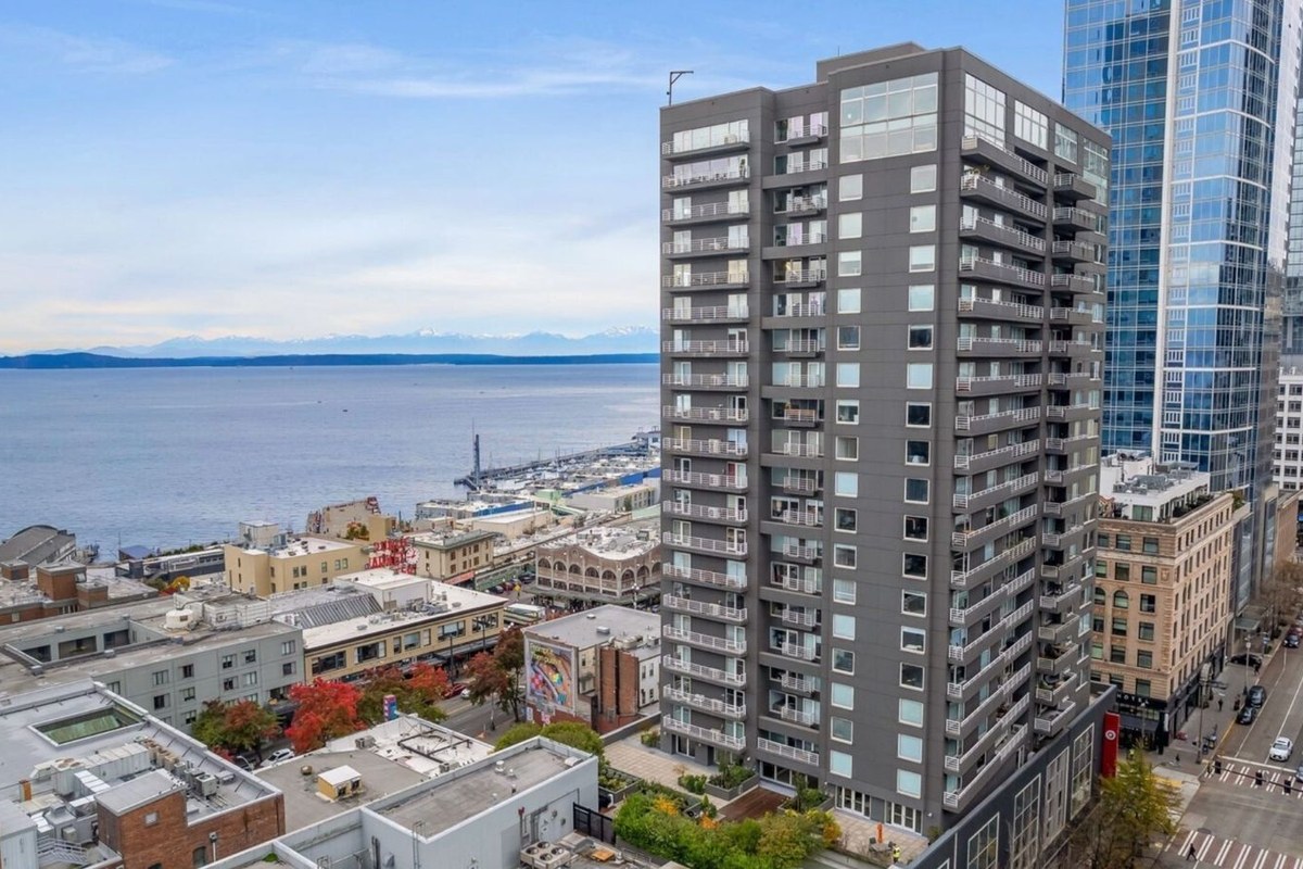 Newmark Tower condos Seattle Pike Place