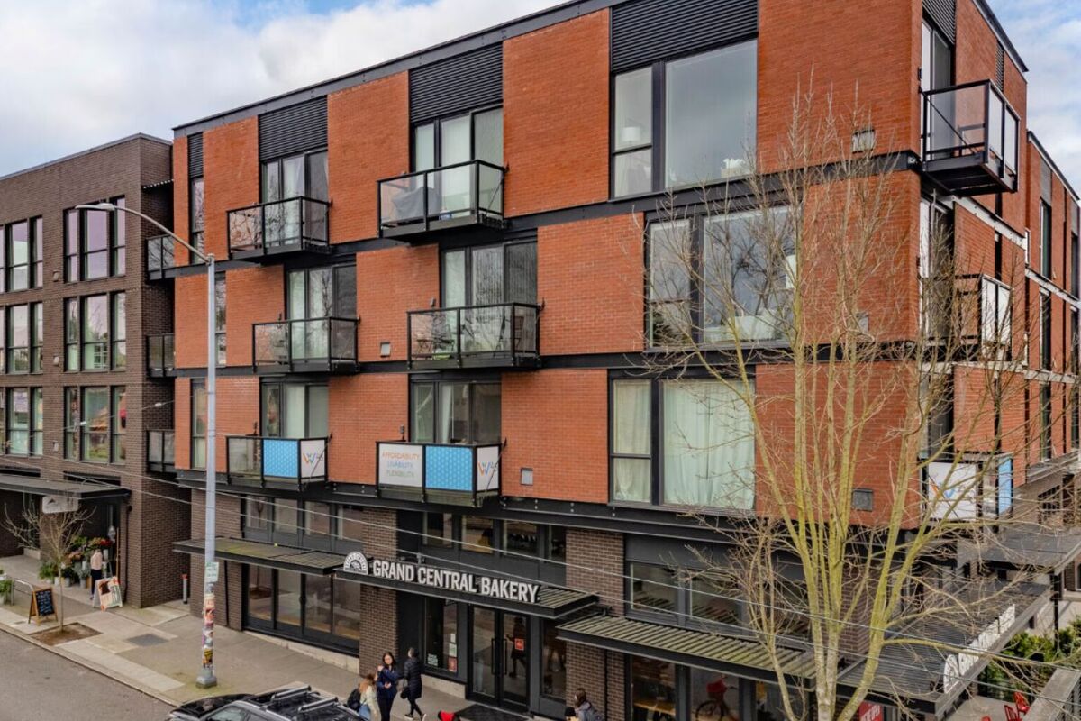 Wallingford 45 modern new construction mid-rise condos with rooftop deck