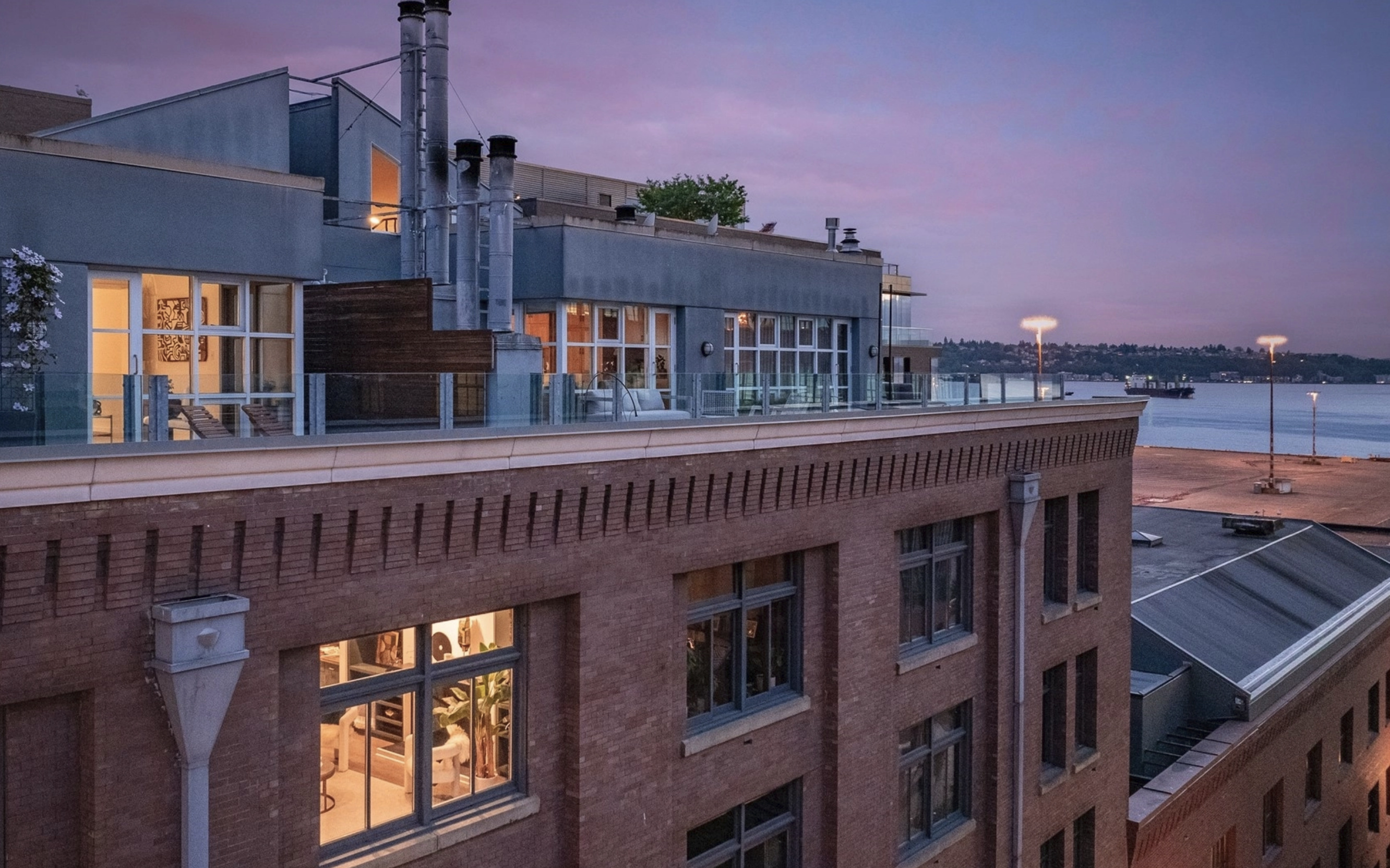 Merrill Place Lofts condo building in Seattle