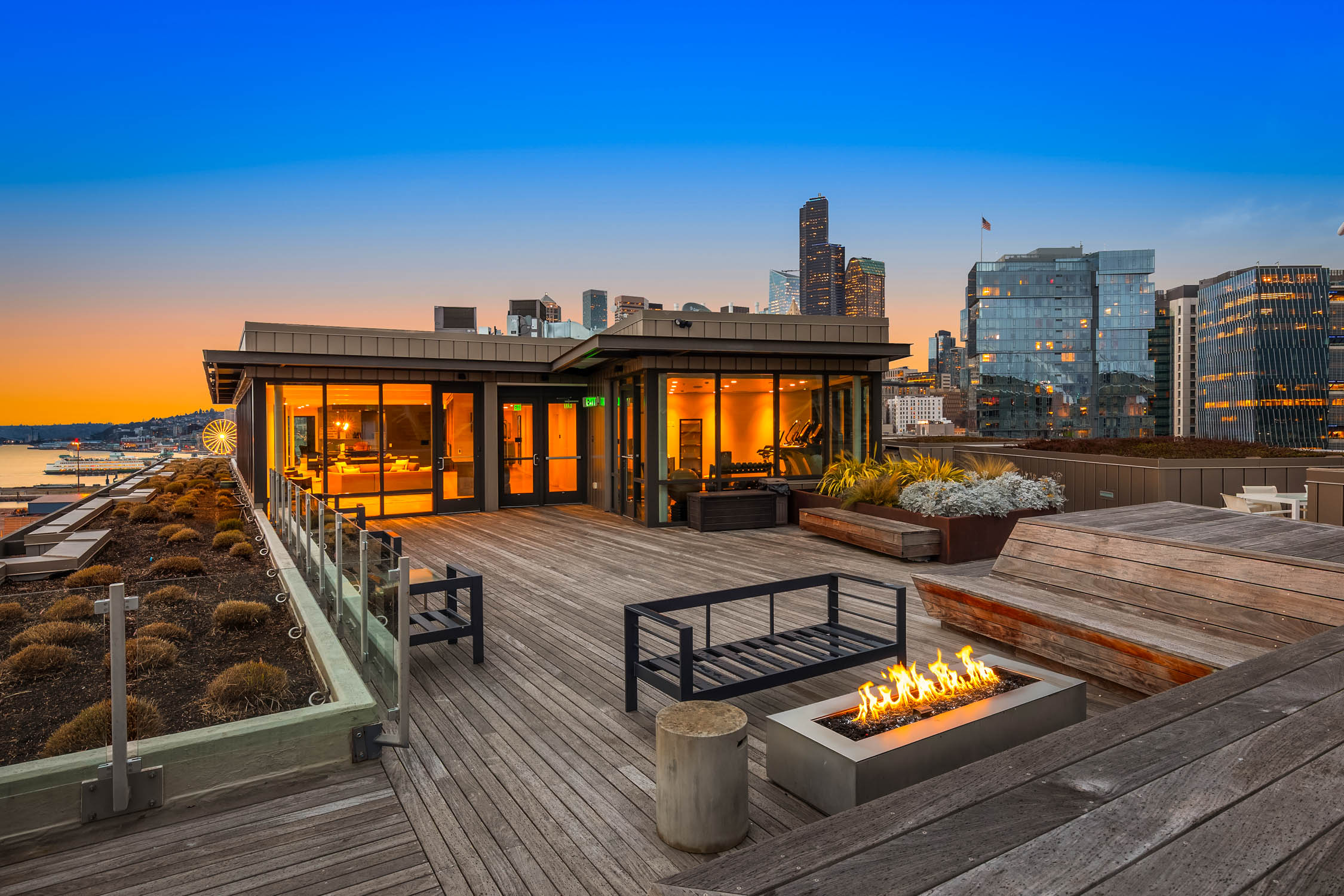 Gridiron rooftop deck, second view