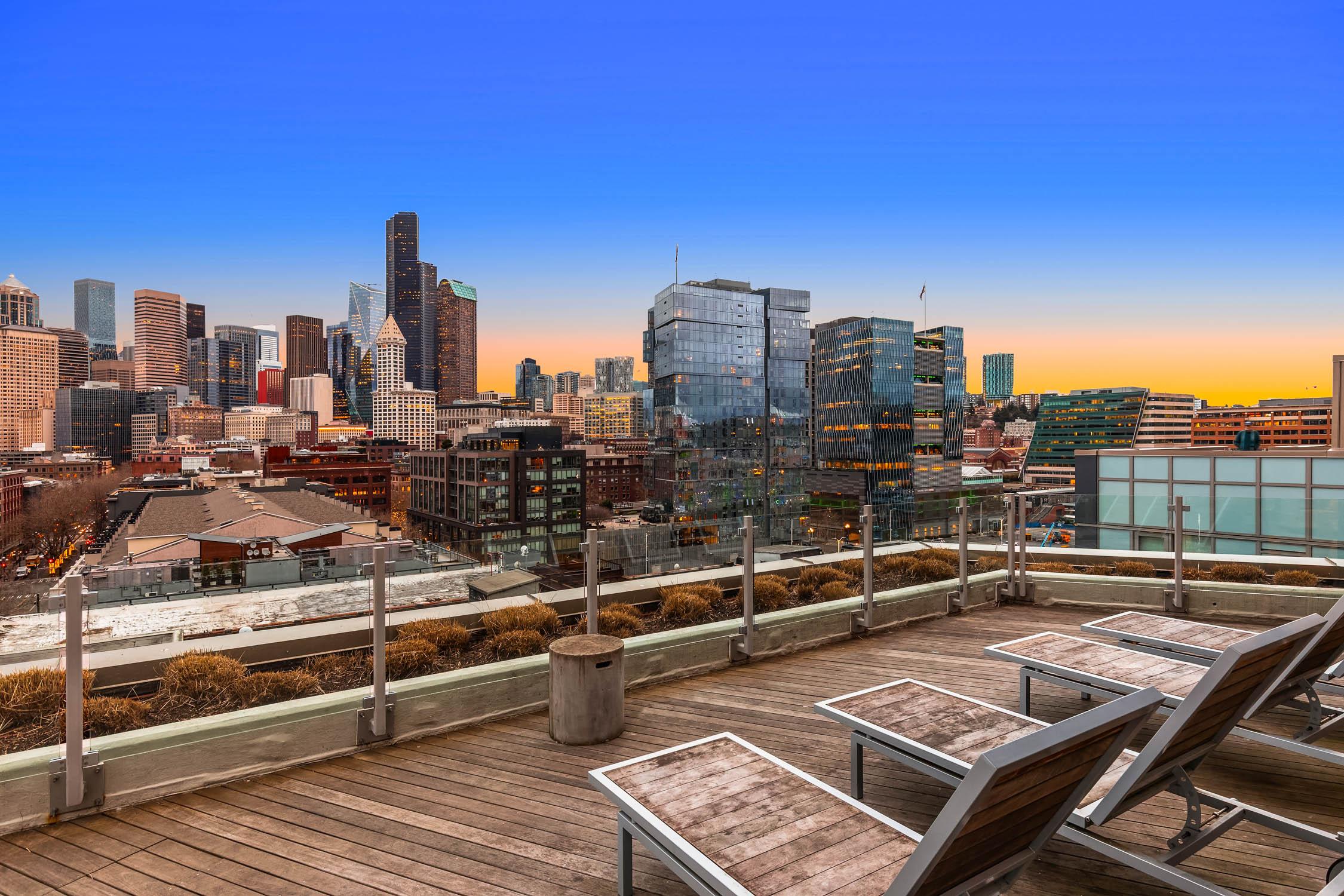 Gridiron rooftop deck in Pioneer Square, Seattle