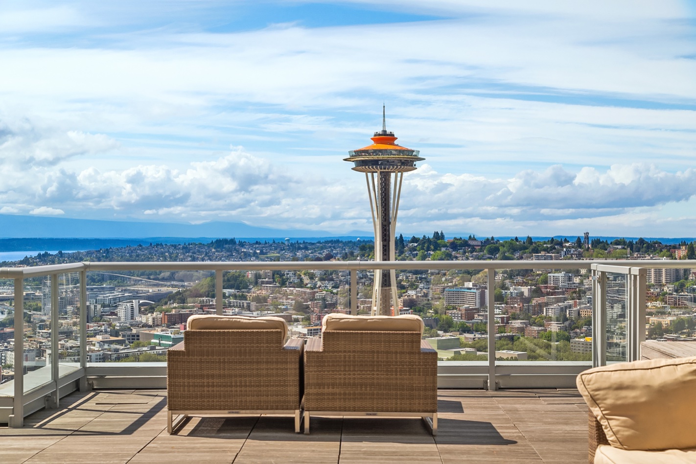 Insignia Towers rooftop deck, second view